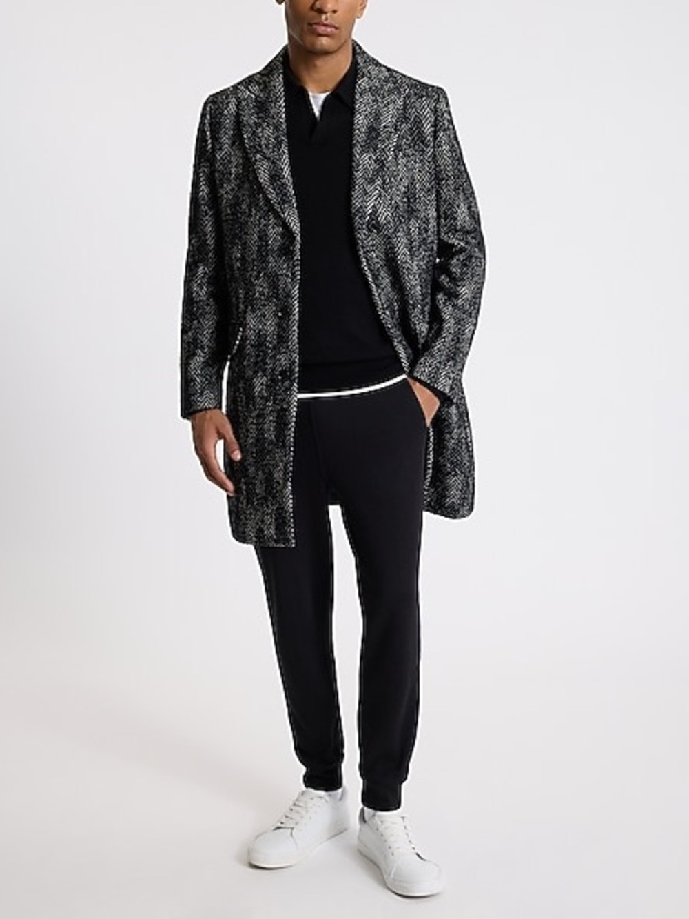 EXPRESS Gradient Herringbone Wool-Blend Topcoat medium